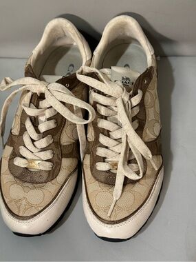 Coach Women’s Sneakers Size 8 – Stylish Designer Shoes
